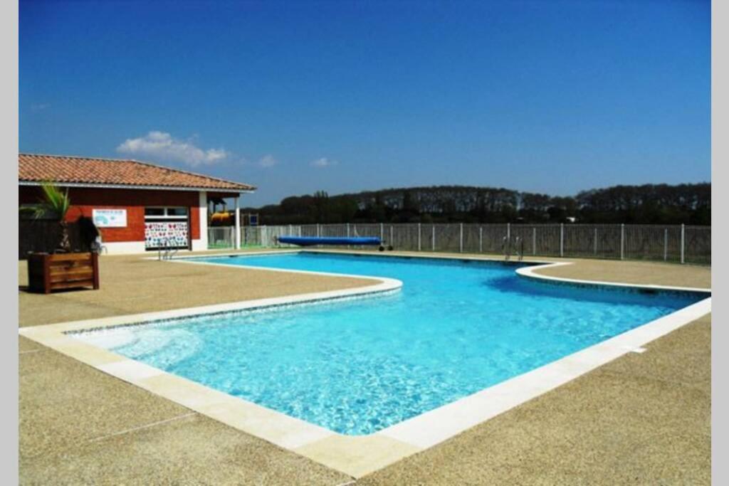 Maison De Vacances Proche Du Canal Du Midi Et De La Mer Коломбие Екстериор снимка